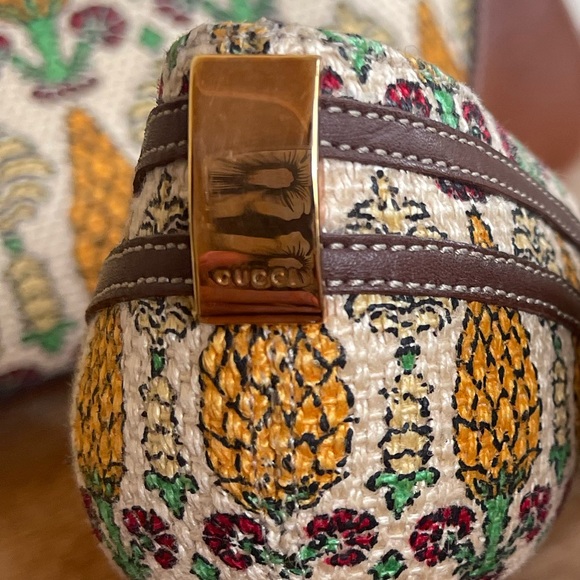 GUCCI Pineapple Print Open Toe Heels Chain Detail Only Worn Once 38.5C Italy - Picture 10 of 14